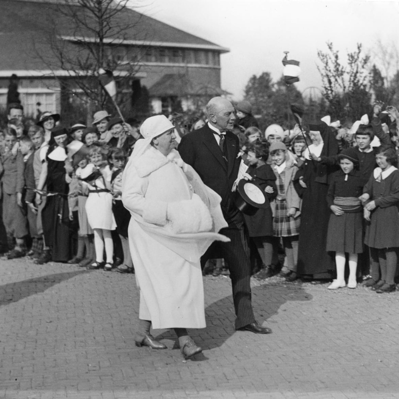 Opening Flora